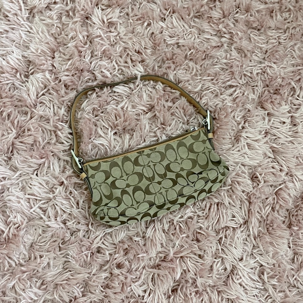 Coach shoulder bag